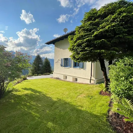 Dağ evi Charming With Sauna + Views! Bad Gastein